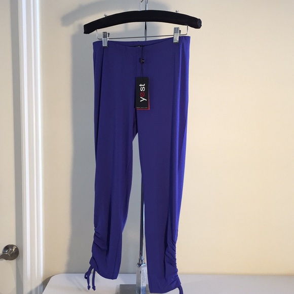 Yest Insider 8504 Astra Blue Capris Leggings Activewear Size 4 - Picture 1 of 16